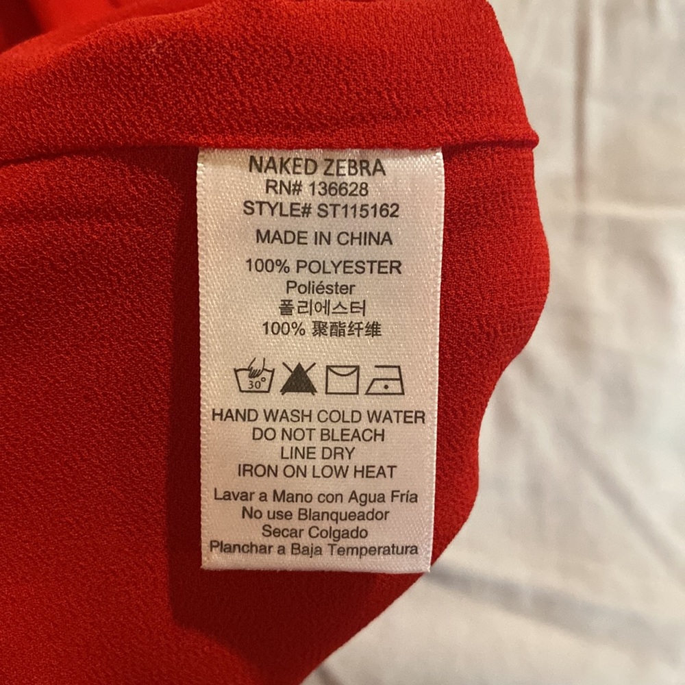 NWOT Naked Zebra Red Sleeveless Blouse - Picture 4 of 5